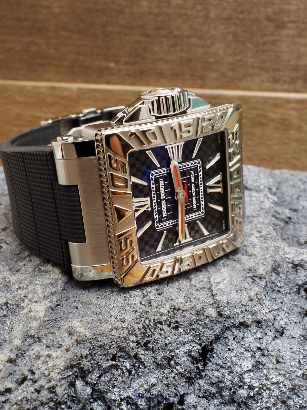Roger Dubuis Sympathie Chronograph S37 18k rose gold White