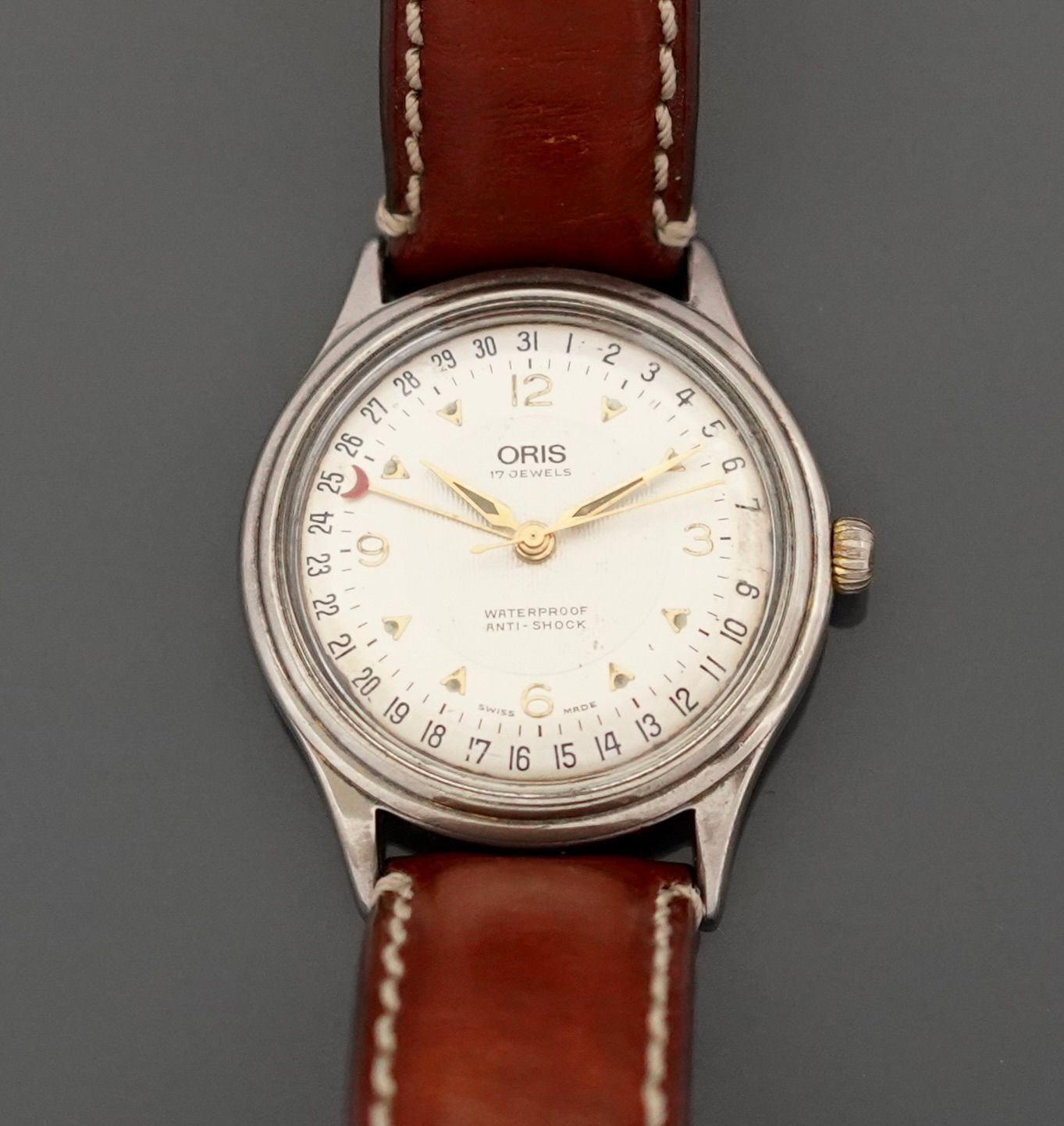 Oris Pointer Date 302-7285B Stainless steel Champagne 1990 Romania