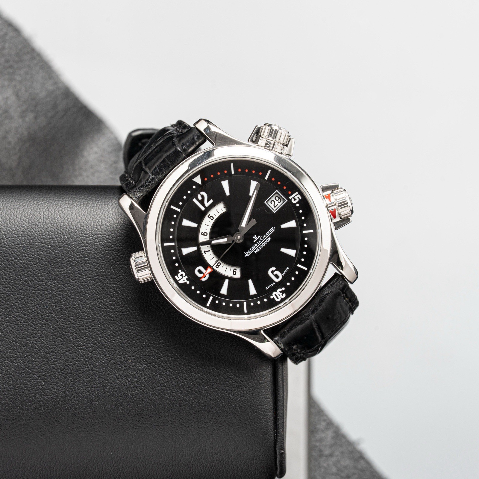 Jaeger-LeCoultre Memovox 146.8.97/1 Stainless steel Black 2003