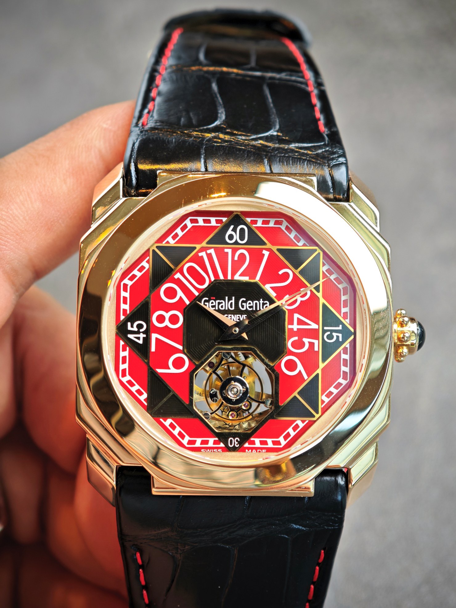 Gérald Genta G3325.4 18k yellow gold Skeletonized 1990 Hong Kong