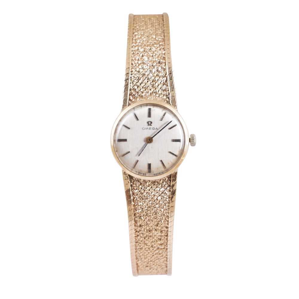 Omega De Ville 1377 Stainless steel Golden Japan | Dealer | EveryWatch