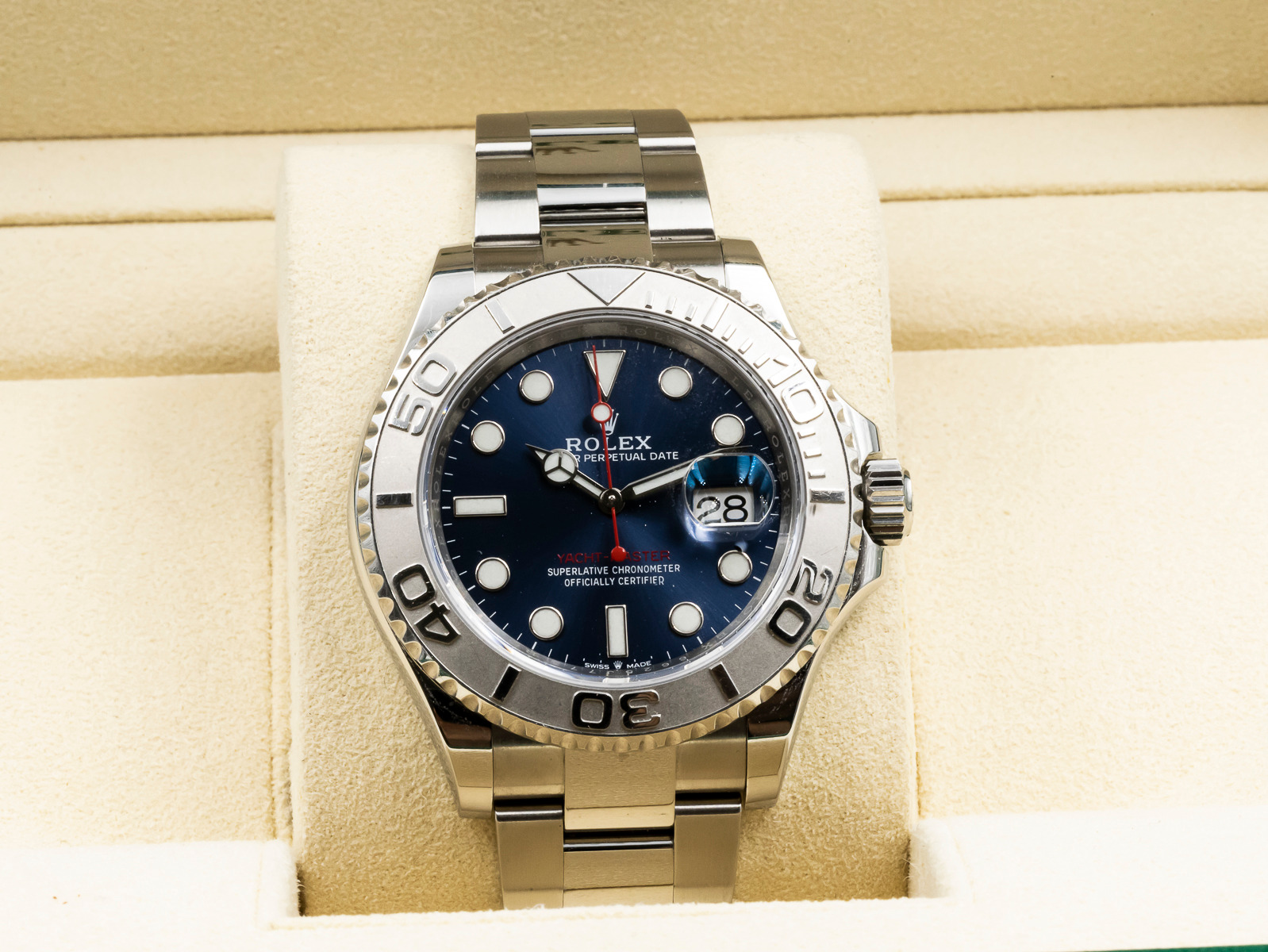 Rolex Yacht-Master 68628 Yellow gold Blue 1995 | Dealer | EveryWatch