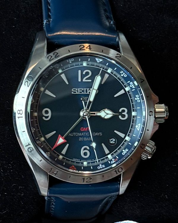 Seiko Alpinist 8F56-00D0 Titanium Blue | Dealer | EveryWatch