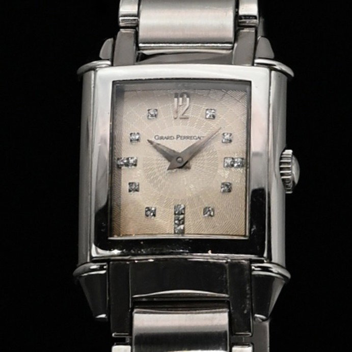 Girard-Perregaux Vintage 1945 25882-11-631-BB6B Stainless steel