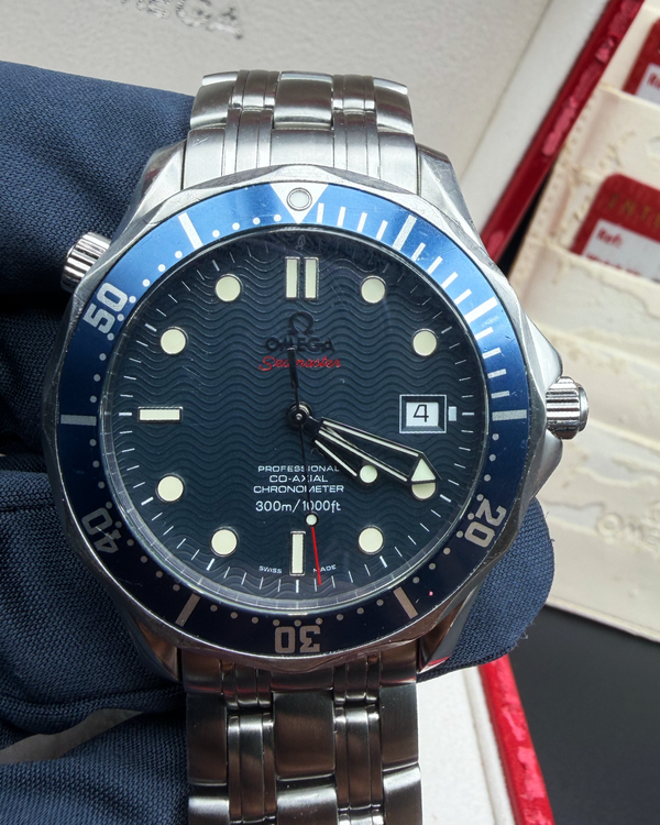 Omega Seamaster Diver 300M 2220.80.00 Stainless steel Blue United