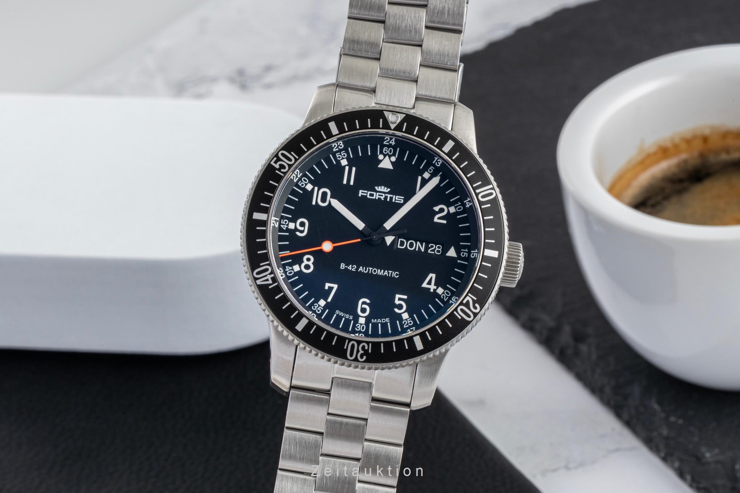 Fortis B-42 Official Cosmonauts 610.22.158 Stainless steel Black