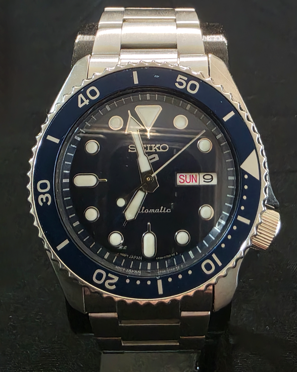Seiko 5 Sports 7S26-01G0 Stainless steel Black 2005 | Dealer