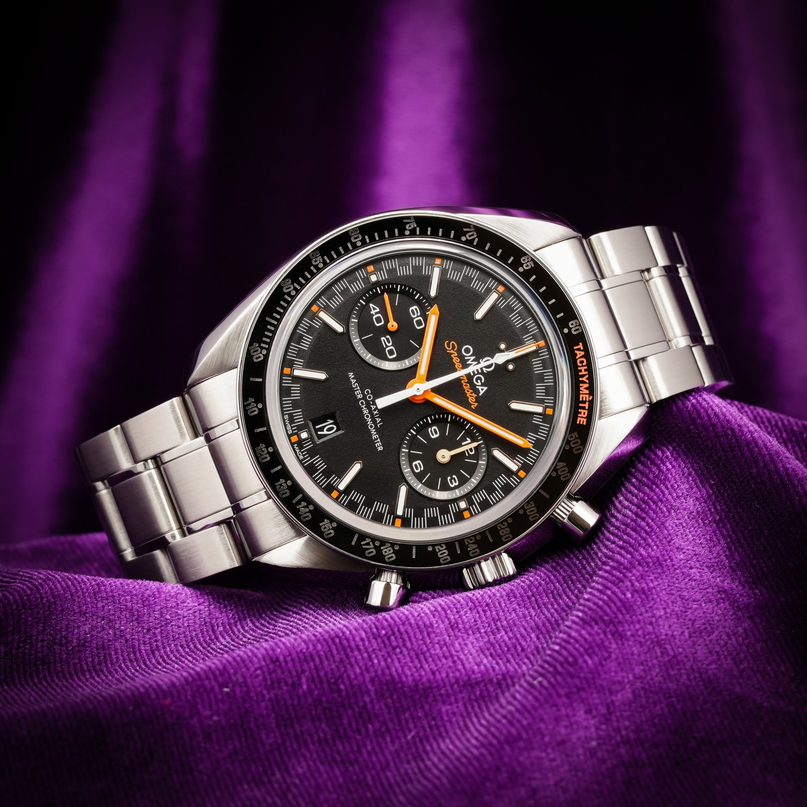 Omega Speedmaster Racing 329.30.44.51.01.002 Stainless steel Black