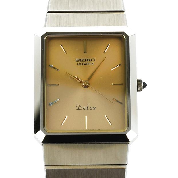 SEIKO Dolce 稼働 1984年製 超硬ケース 1221-5640 Seiko Dolce 1221-5640 Tungsten Golden 1984 | Dealer | EveryWatch