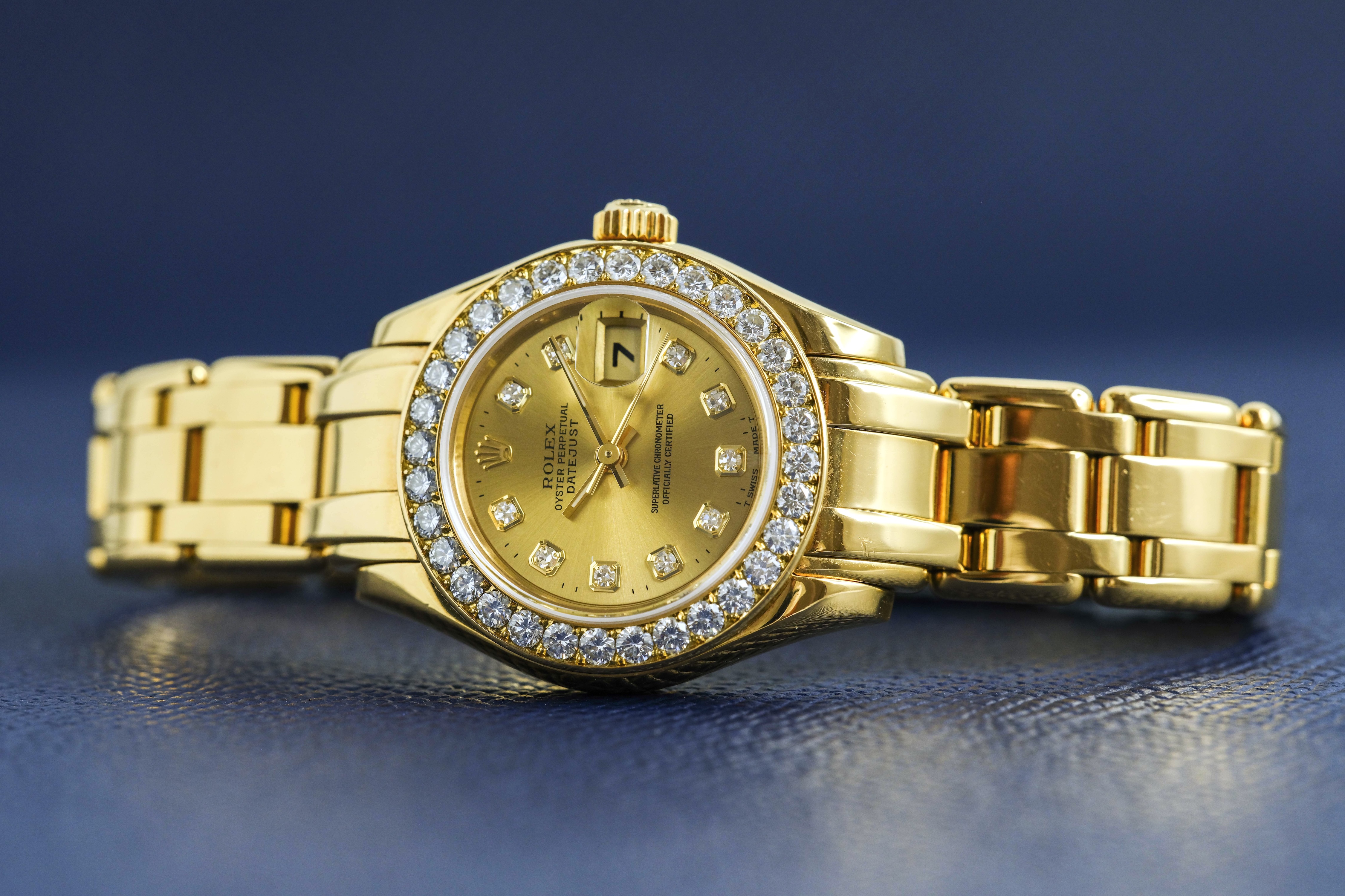 Rolex Pearlmaster 69298 Yellow gold Factory Diamond Mother Of