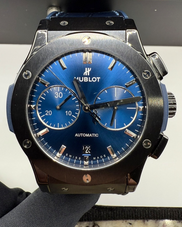 Hublot Classic Fusion 542.OX.7180.LR Rose gold Blue 2016 | Dealer