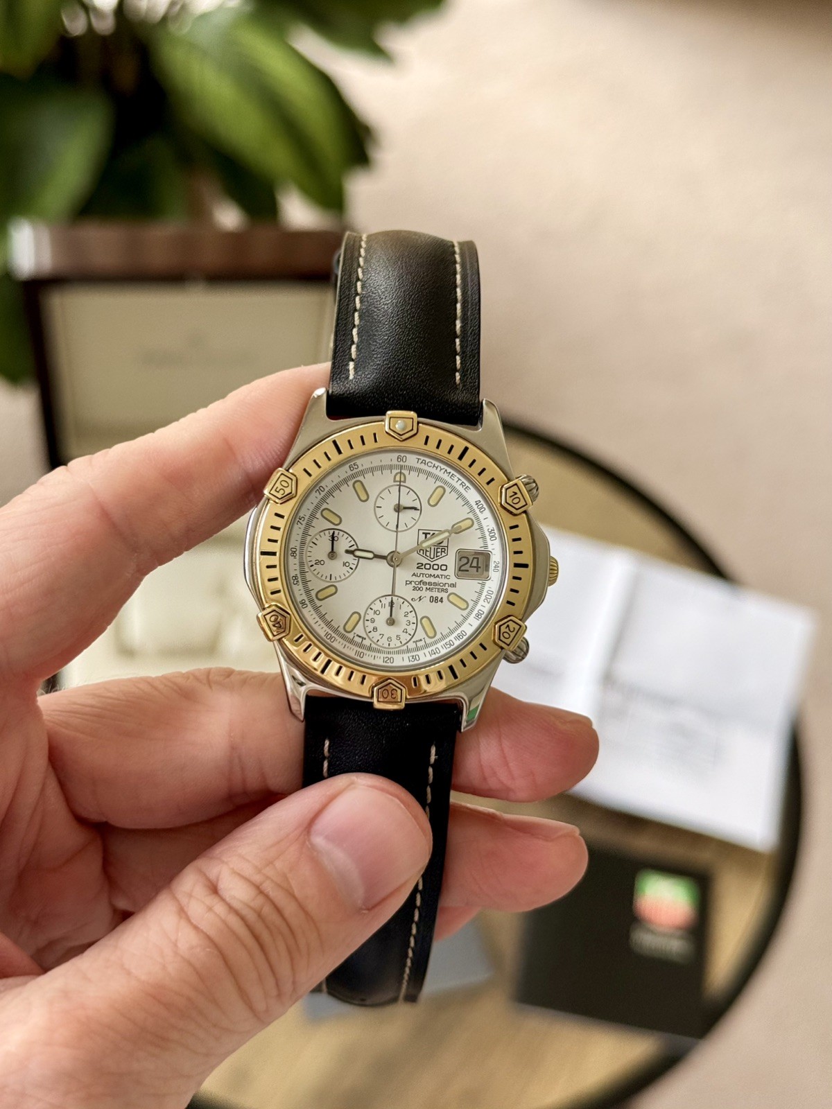 稼働 TAG HEUER WE1211-R 2000 プロフェッショナル 箱付 TAG Heuer 2000 WE1211-R Stainless steel Black 1995 | Dealer