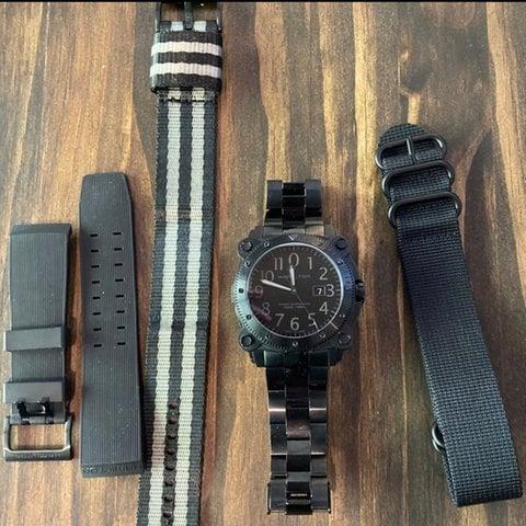 Hamilton Khaki Navy BeLOWZERO H785850 46mm Stainless steel Black