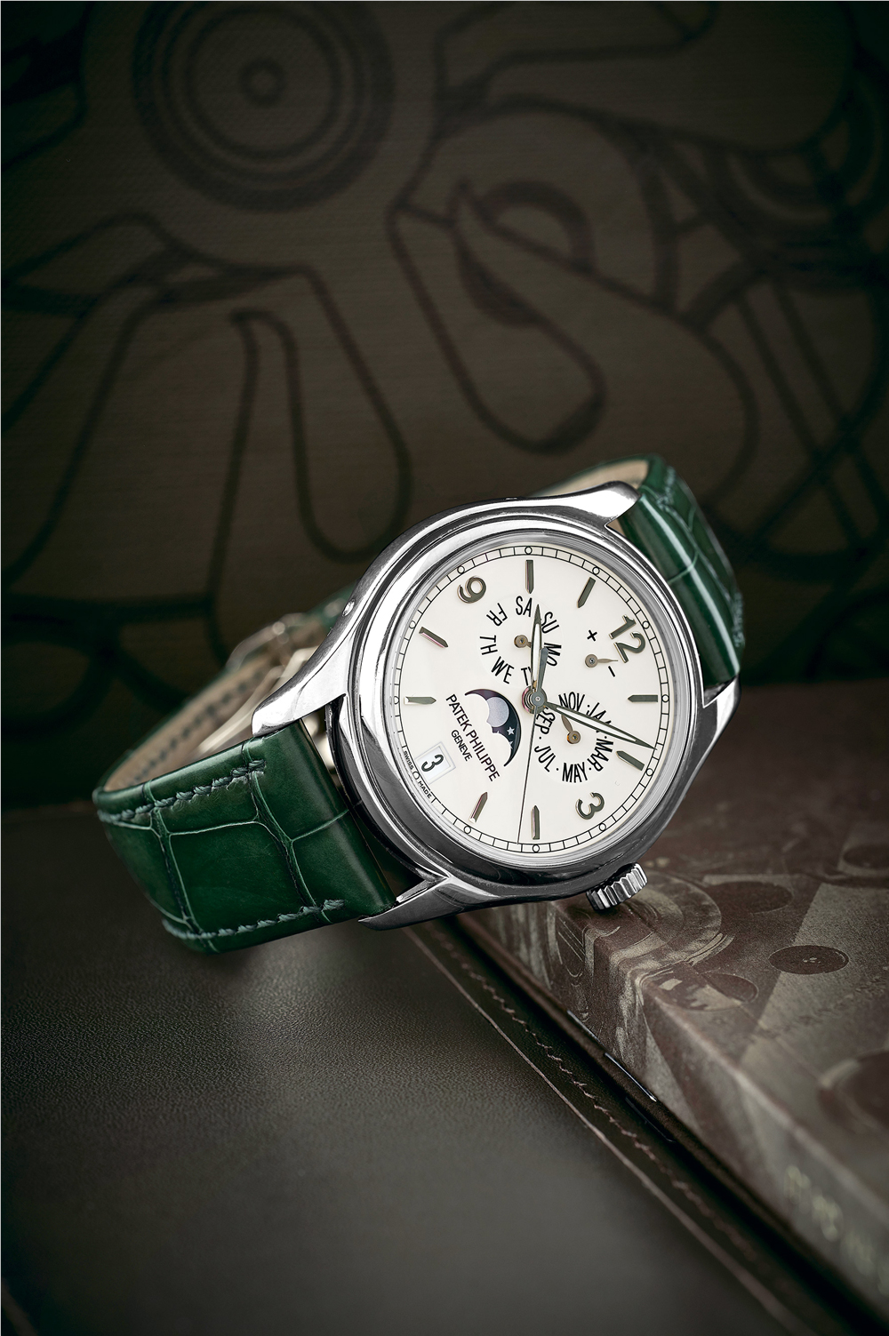 Patek Philippe Annual Calendar 5146G-001 39mm White gold Cream-2