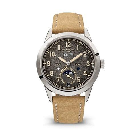 Patek Philippe Annual Calendar 5326G-001 41mm White gold Gray