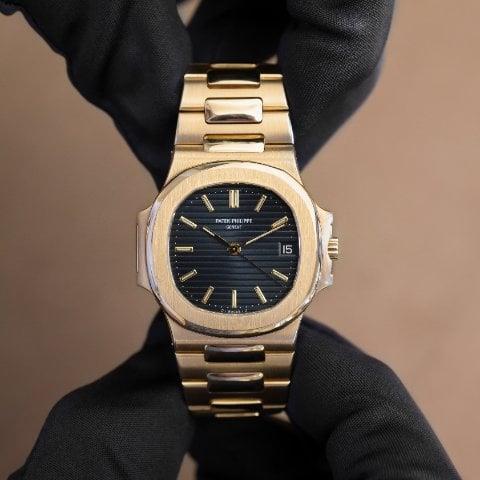 Patek Philippe Nautilus 3800J 37mm Yellow gold Blue