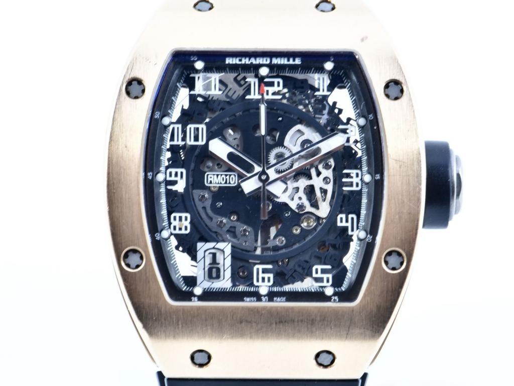 vente de Noël : montres, bijoux, objets d'art, meubles, maroquinerie, tapis, or