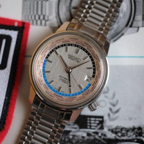Seiko World Time 6217-7000 42mm Stainless steel Silver