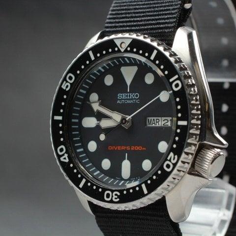 Seiko 7S26-0020 42mm Stainless steel Black
